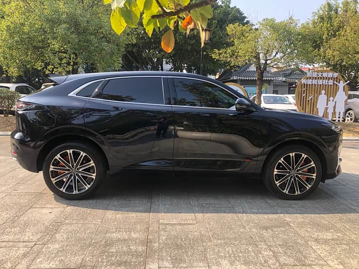 Changan UNI-K Hybrid 2022 2022款 蓝鲸iDD 130km 1.5T 尊贵型