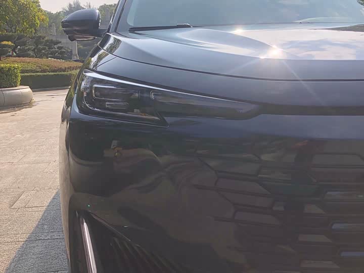 Changan UNI-K Hybrid 2022 2022款 蓝鲸iDD 130km 1.5T 尊贵型