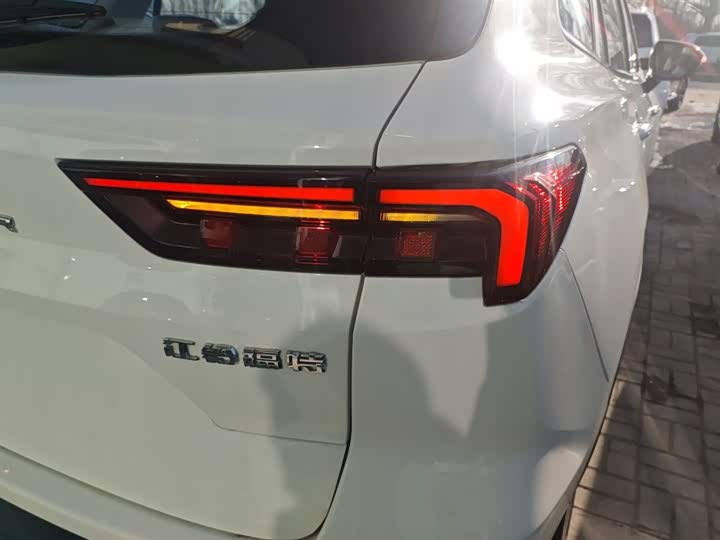 Ford Equator Sport 2025 2025款 EcoBoost 170 铂领型