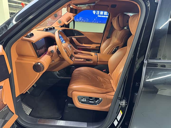 BYD Yangwang U8 2023 2023款 豪华版