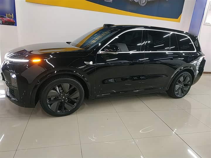 LiXiang L9 2025 2025款 Pro 智能焕新版