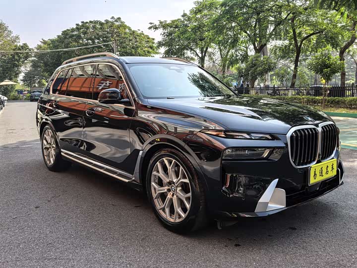 BMW X7 2023 2023款 xDrive40i 领先型豪华套装