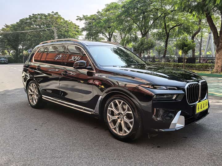 BMW X7 2023 2023款 xDrive40i 领先型豪华套装