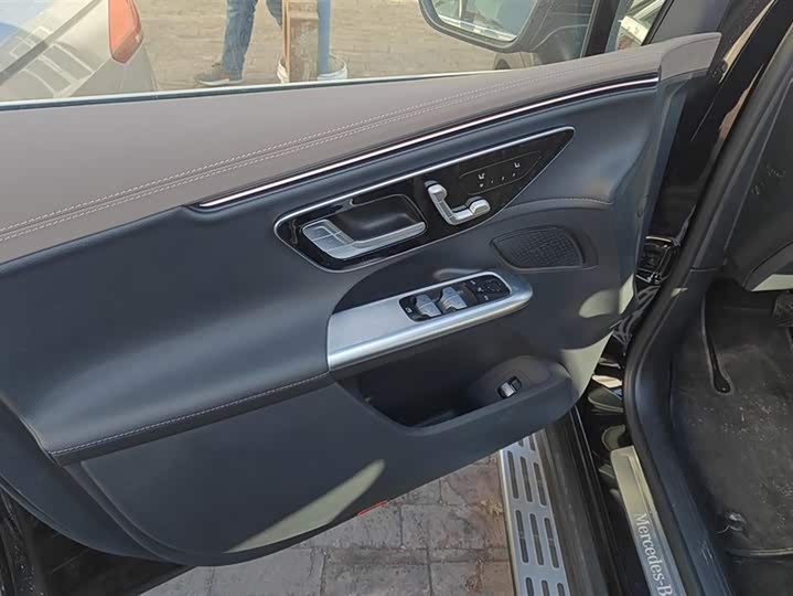 Mercedes-Benz EQE SUV 2024 2024款 500 4MATIC 先锋版