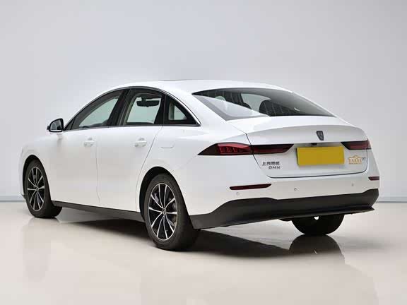 Roewe D7 2025 2025款 DMH 125km 世界冠军卓越版