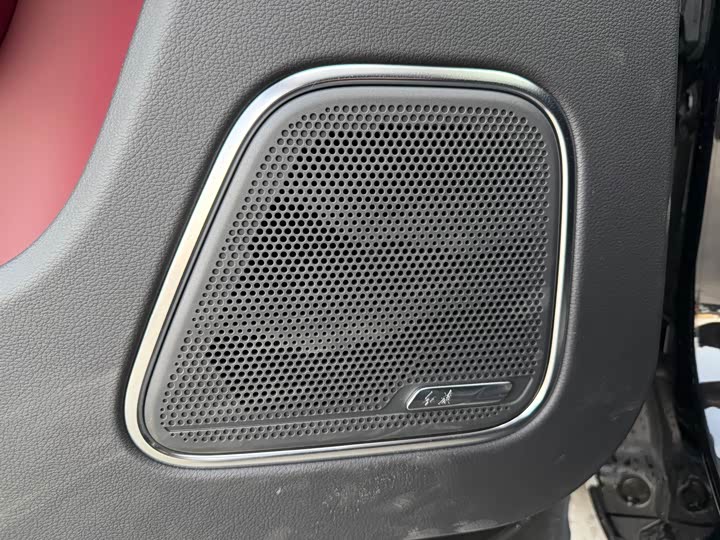 Hongqi E-HS9 2022 2022款 690km 旗享版 六座