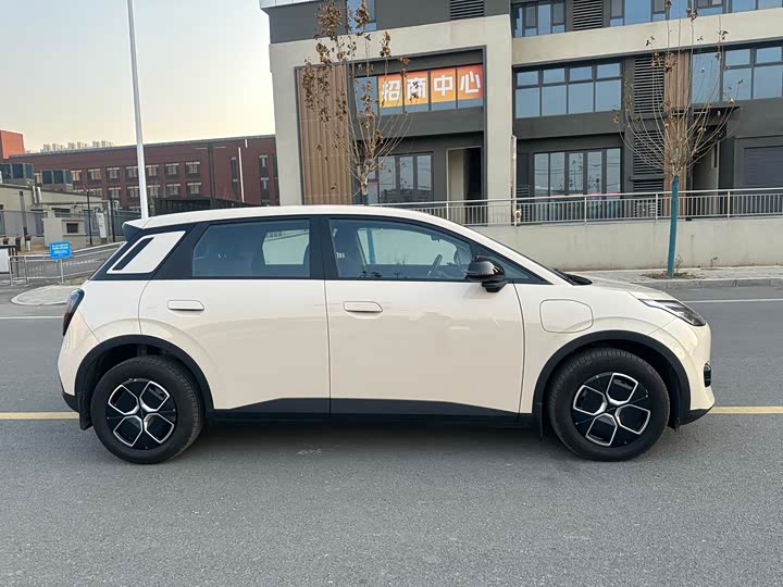 GAC Aion UT 2025 2025款 330星辉版