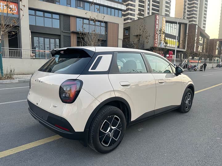 GAC Aion UT 2025 2025款 330星辉版