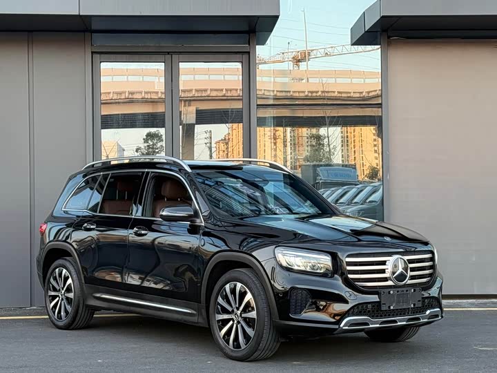 Mercedes-Benz GLB-Class 2024 2024款 改款 GLB 220 时尚型