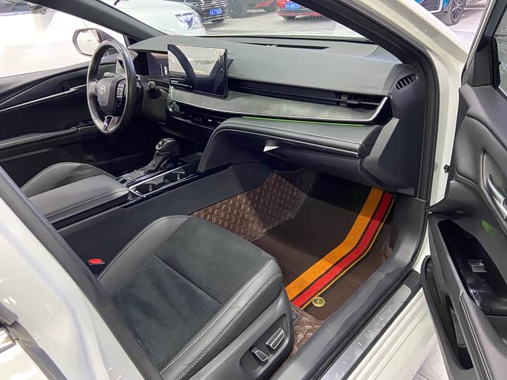 Toyota Camry 2024 2024款 双擎 2.0HXS 运动Plus版