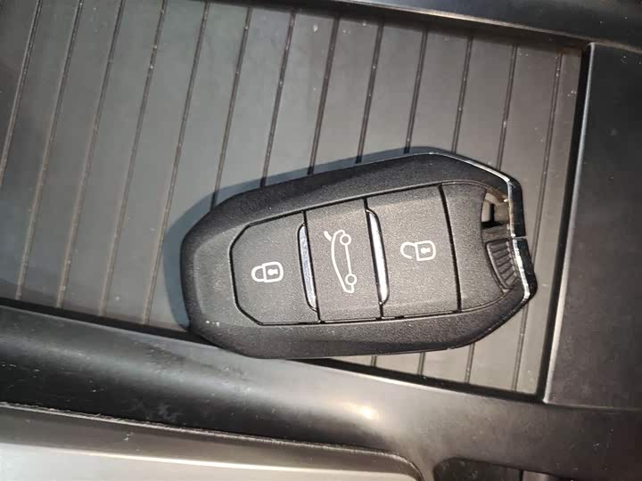 Peugeot 408X 2023 2023款 魅力版