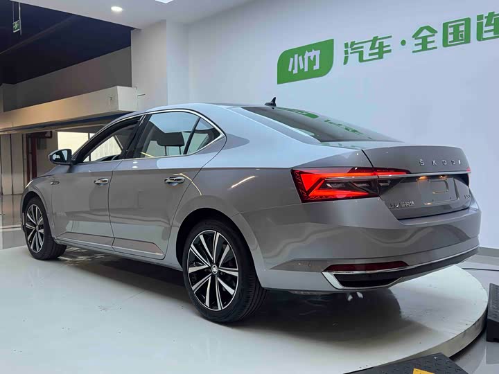2023 Skoda Superb