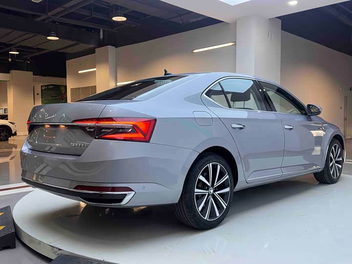 Skoda Superb 2023 2023款 改款 TSI280 DSG尊享版