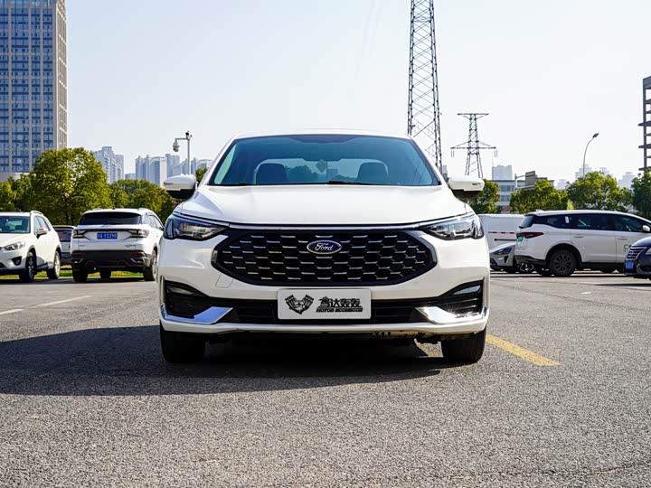 Ford Escort 2021 2021款 1.5L 自动铂金版