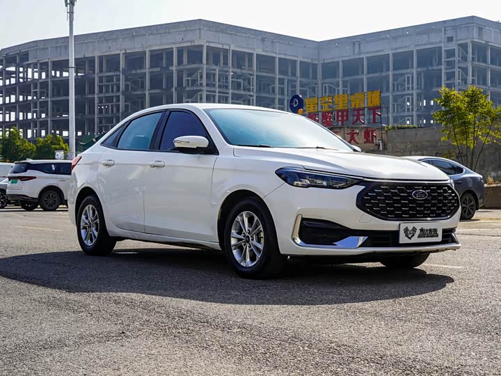Ford Escort 2021 2021款 1.5L 自动铂金版