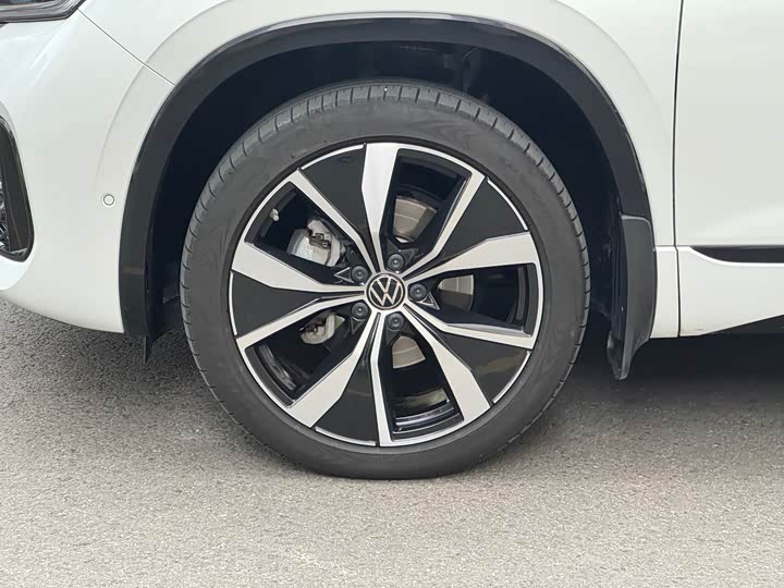 Volkswagen Tayron X 2023 2023款 330TSI 两驱旗舰智慧版