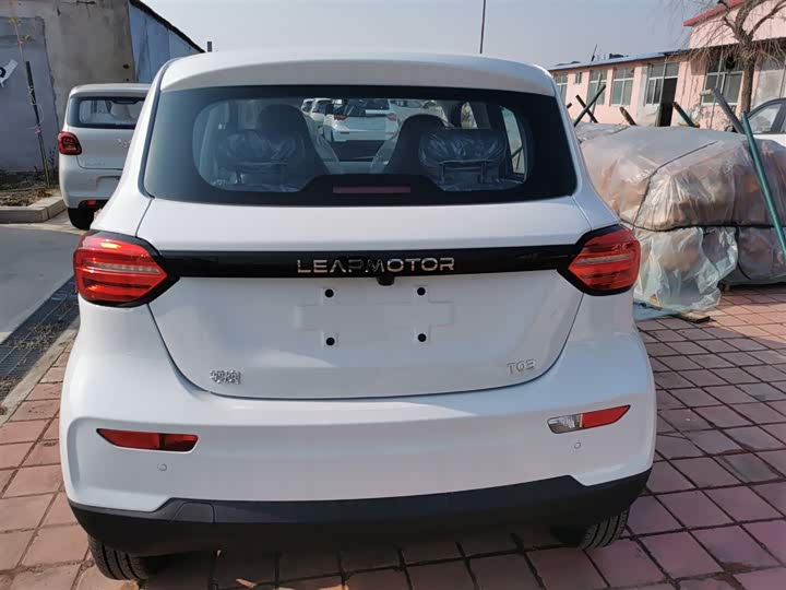 Leapmotor T03 2025 2025款 310舒享版