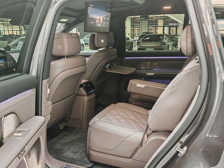 Nio ES8 2026 2026款 六座行政豪华版