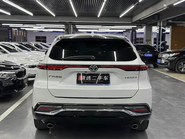 Toyota Venza 2023 2023款 2.0L CVT两驱尊贵版