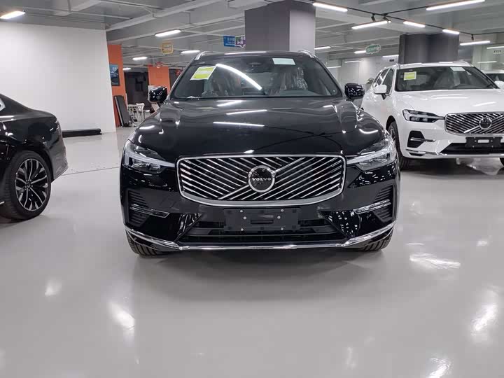 Volvo XC60 2026 2026款 B5 四驱智远豪华版