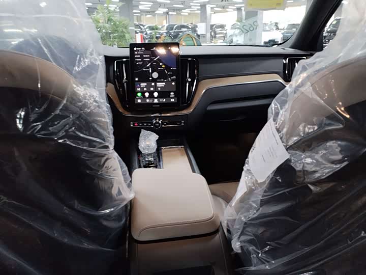 Volvo XC60 2026 2026款 B5 四驱智远豪华版