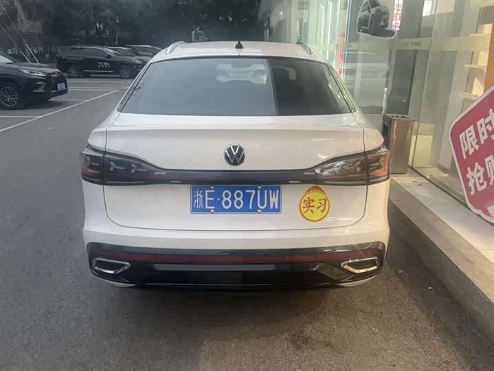 Volkswagen Tiguan X 2022 2022款 330TSI 两驱越享版