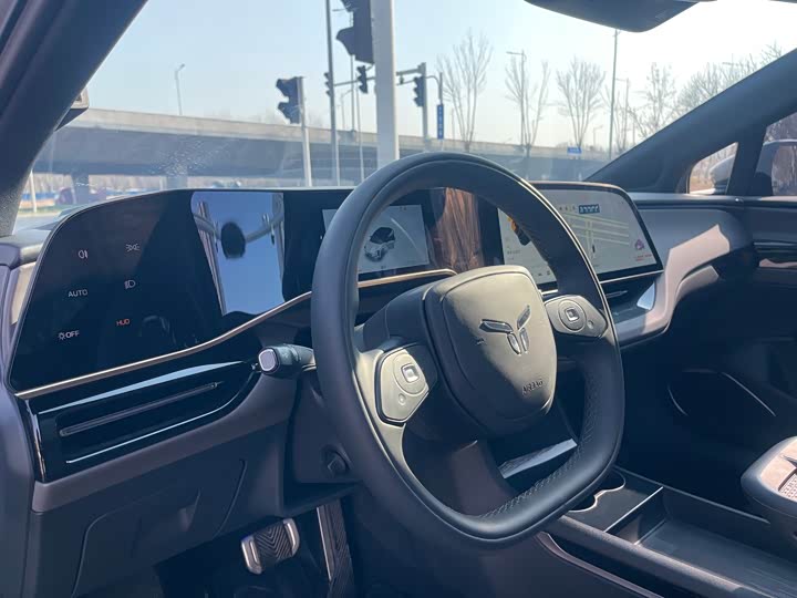 Hongqi EH7 2025 2025款 640 四驱 智选版