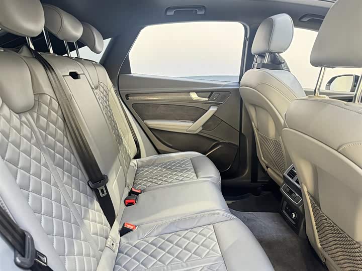 Audi Q5L Sportback 2022 2022款 40 TFSI 豪华型