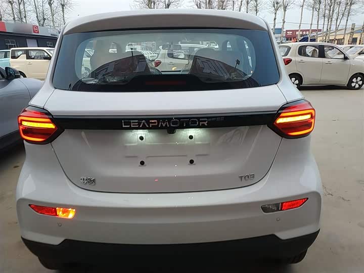 Leapmotor T03 2025 2025款 310舒享版
