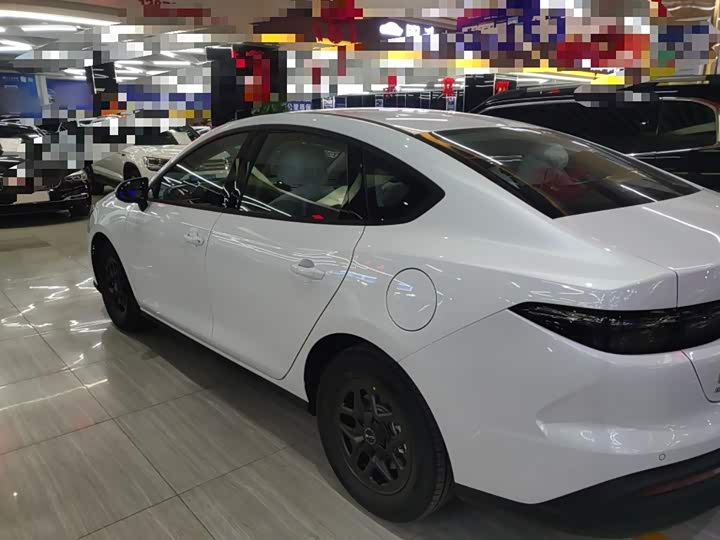 BYD Seal 05 DM-i Hybrid 2025 2025款 DM-i 智驾版 55KM豪华型