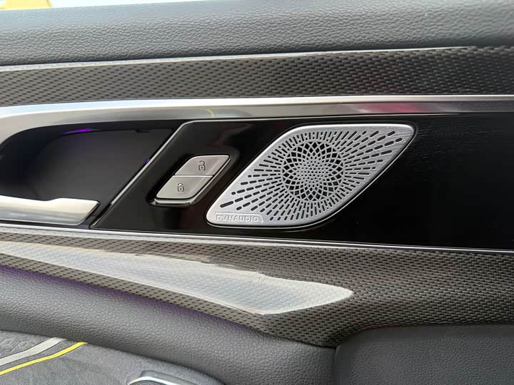 Hongqi H6 2023 2023款 2.0T 致臻版