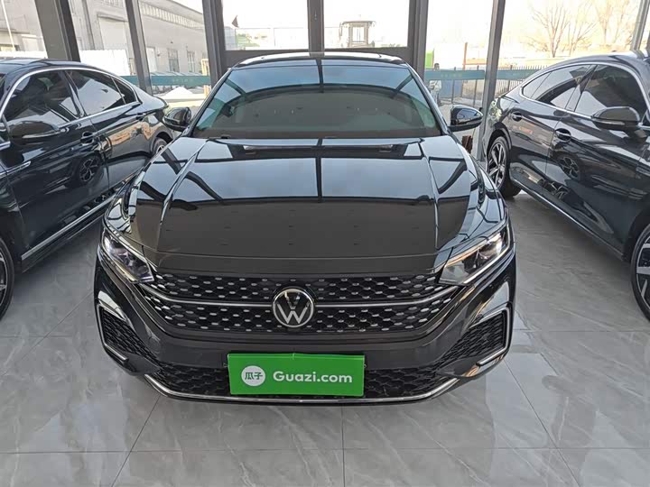 Volkswagen Passat 2025 2025款 出众款 380TSI 星空龙腾版