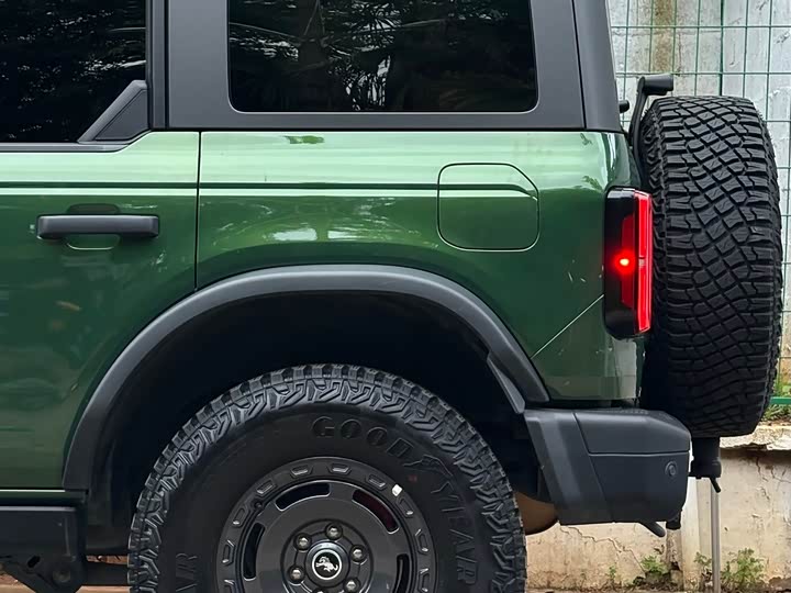 Ford Bronco 2024 2024款 2.3T 大沼泽地