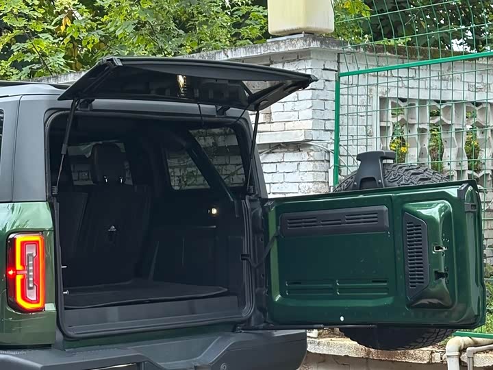 Ford Bronco 2024 2024款 2.3T 大沼泽地