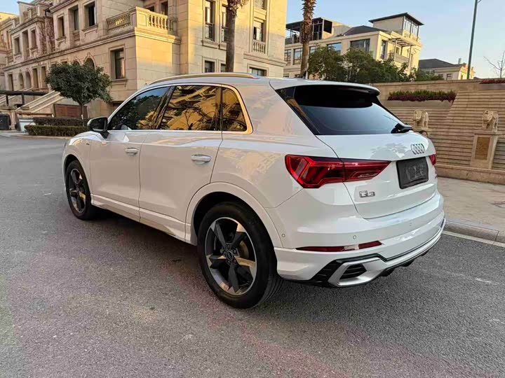 Audi Q3 2024 2024款 35 TFSI 时尚动感型