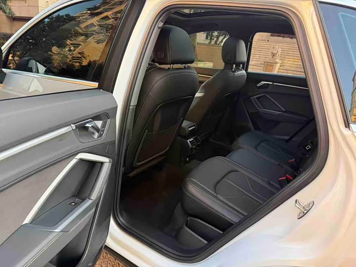 Audi Q3 2024 2024款 35 TFSI 时尚动感型