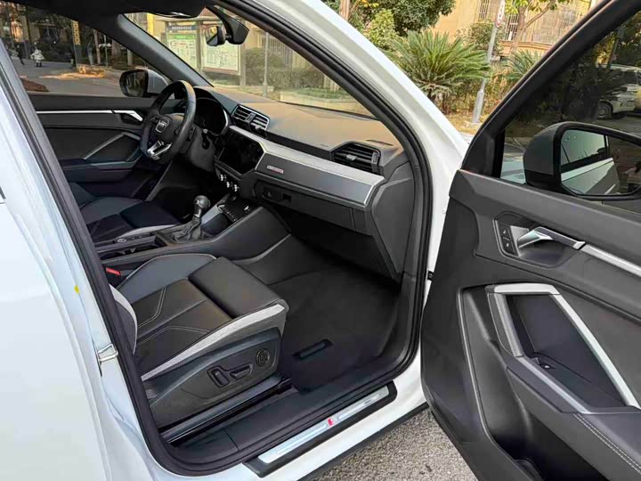 Audi Q3 2024 2024款 35 TFSI 时尚动感型