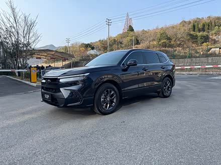 Honda Breeze 2025 2025款 240TURBO 两驱豪华版 5座