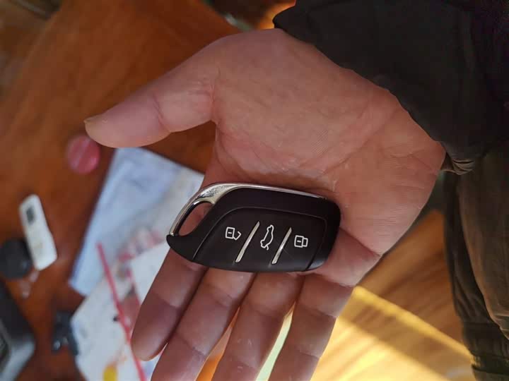 MG Motor 5 2025 2025款 180DVVT 全球豪华版