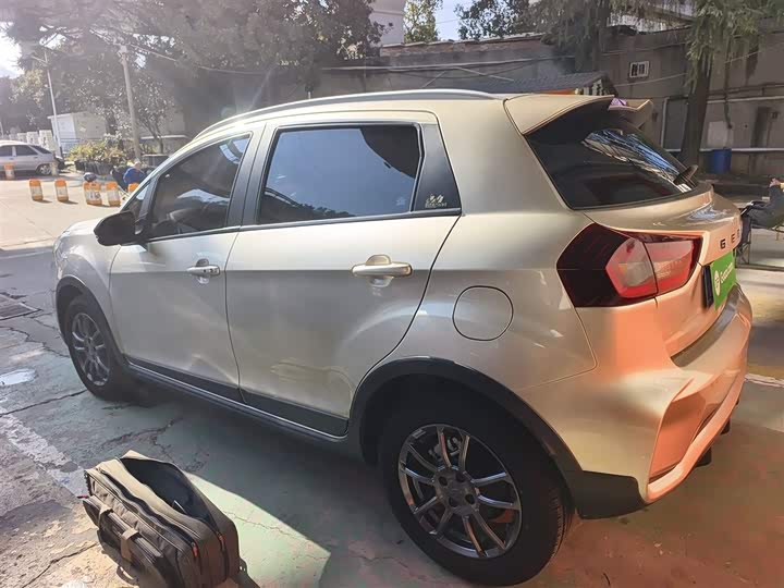 Geely Vision X3 2021 2021款 PRO 1.5L CVT尊贵型