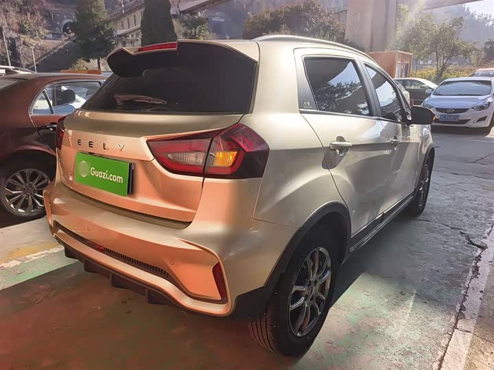 Geely Vision X3 2021 2021款 PRO 1.5L CVT尊贵型