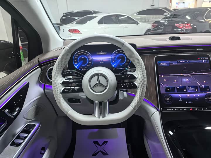 Mercedes-Benz EQE SUV 2023 2023款 350 4MATIC 先锋版