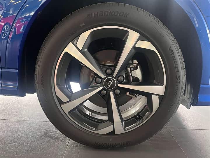 Audi Q3 2024 2024款 35 TFSI 时尚动感型