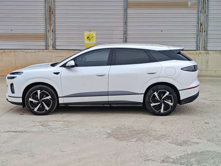 2025 BYD Sea Lion 06 Hybrid/EV