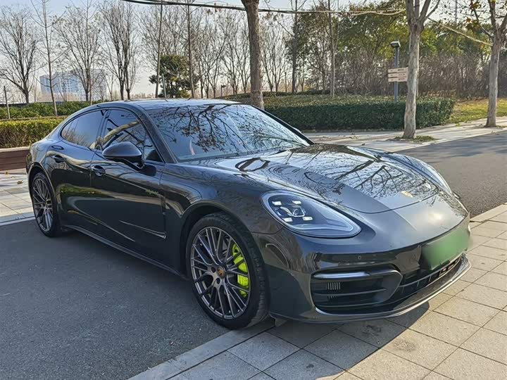 Porsche Panamera Hybrid 2023 2023款 改款 Panamera 4 E-Hybrid 铂金版 2.9T