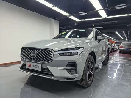 Volvo XC60 2026 2026款 B5 四驱智逸豪华版