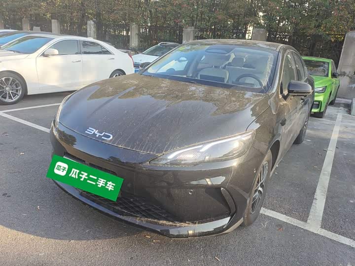 BYD Seal 05 DM-i Hybrid 2025 2025款 DM-i 智驾版 120KM旗舰型