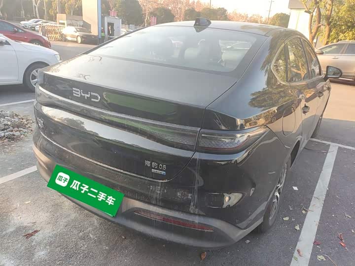 BYD Seal 05 DM-i Hybrid 2025 2025款 DM-i 智驾版 120KM旗舰型