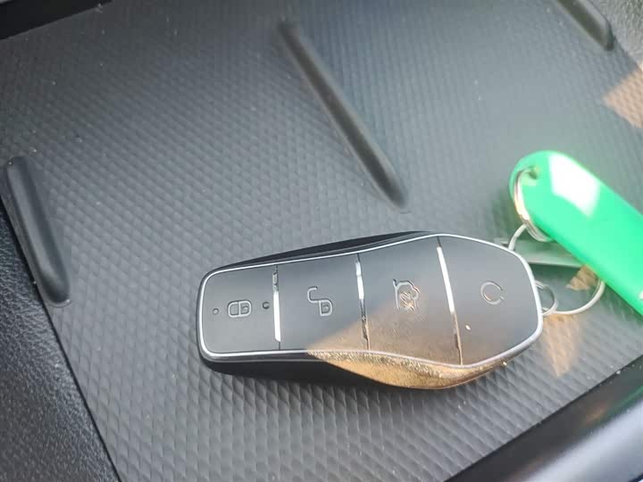 BYD Seal 05 DM-i Hybrid 2025 2025款 DM-i 智驾版 120KM旗舰型