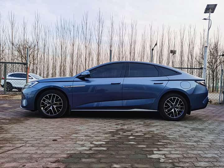 BYD Seal 07 DM-i Hybrid 2025 2025款 DM-i 1.5T 125km 旗舰型